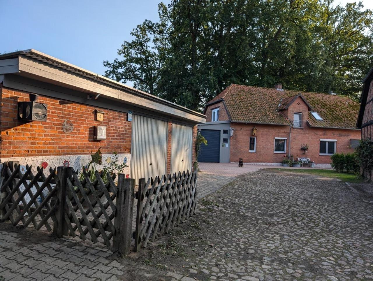 Ferienwohnung In Ruhiger Dorflage Naehe Bad Bevensen Natendorf エクステリア 写真